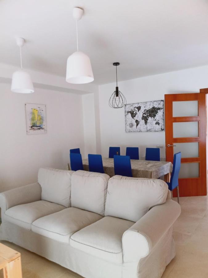 Amplio Con Jardin Y Zona Barbacoa. Holiday home
