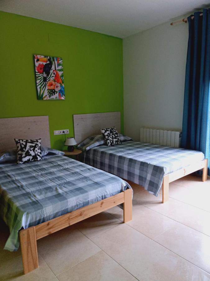 Amplio Con Jardin Y Zona Barbacoa. Holiday home